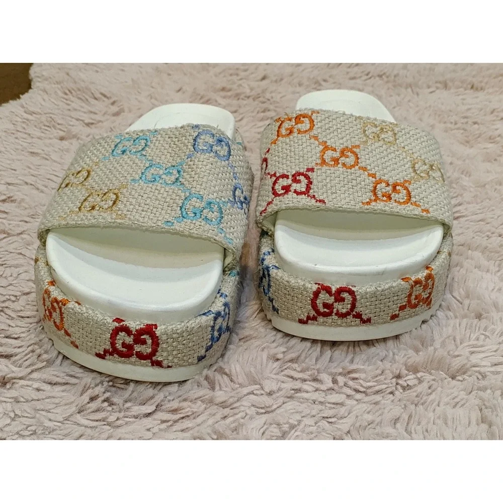 Gucci platform slide